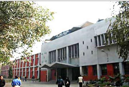 Dyal Singh Evening College Campus photo 1