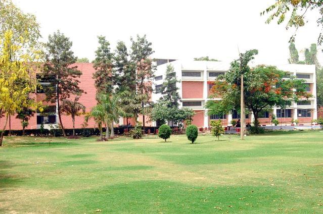 DGC Gurugram hostel photo 4