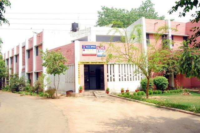 DGC Gurugram hostel photo 5