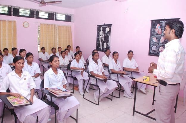 Giriraj Nursing School Pune Facility photo 2