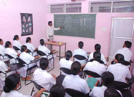 Giriraj Nursing School Pune Facility photo 3
