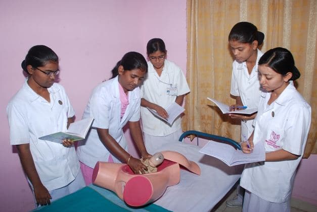 Giriraj Nursing School Pune Facility photo 8