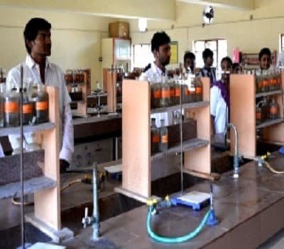 Bhavan's Shri IL Pandya Arts Sci & Jashodabahen Shah Commerce College Kheda Infrastructure photo 4