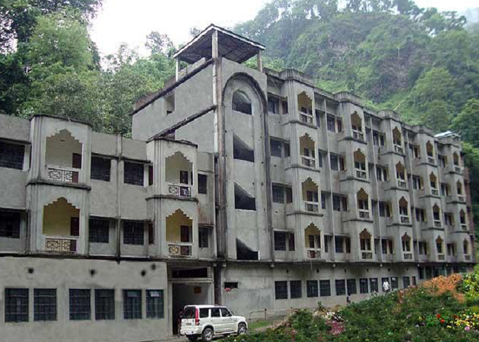 Himalayan Pharmacy Institute East Sikkim Academic Building photo 3