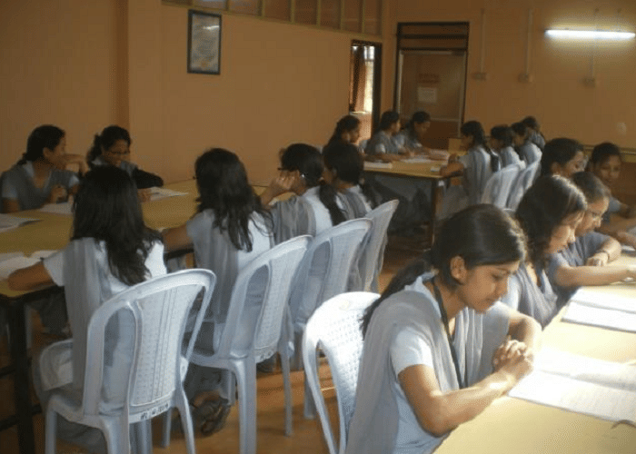 Himalayan Pharmacy Institute East Sikkim Academic Building photo 4