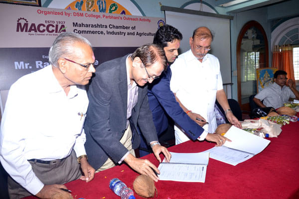 Dnyanopasak Shikshan Mandal's College of Arts Commerce and Science Parbhani Extra Curriculars photo 6