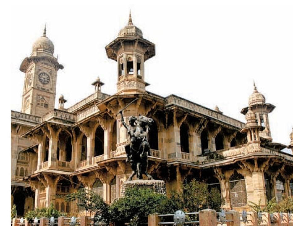 Maharani Laxmi Bai Government College of Excellence Gwalior College Images photo 2