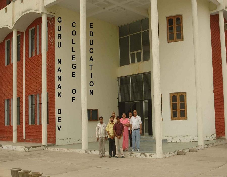 Guru Nanak College of Education for Girls Sangrur Academic Building photo 1