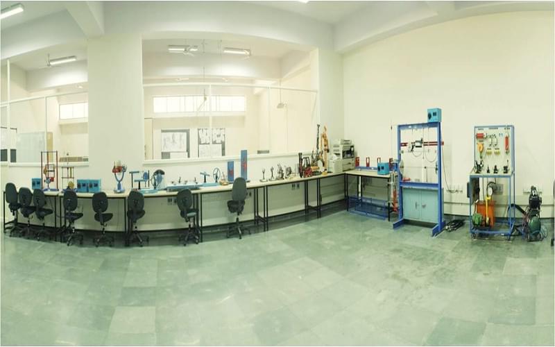 Ramaiah School of Advanced Studies Bangalore Library and Lab photo 2