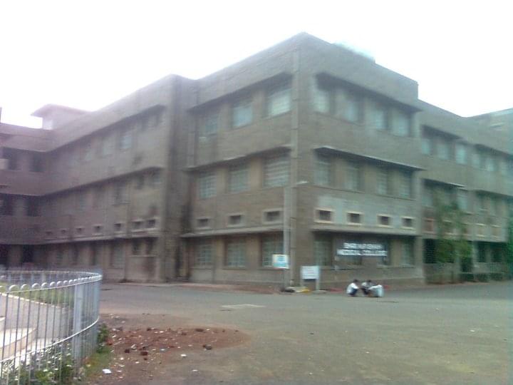 M.P Shah Government Medical College Jamnagar Buildings photo 1