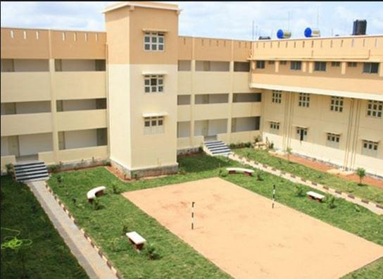 Navodaya Medical College Raichur Academic Building photo 1