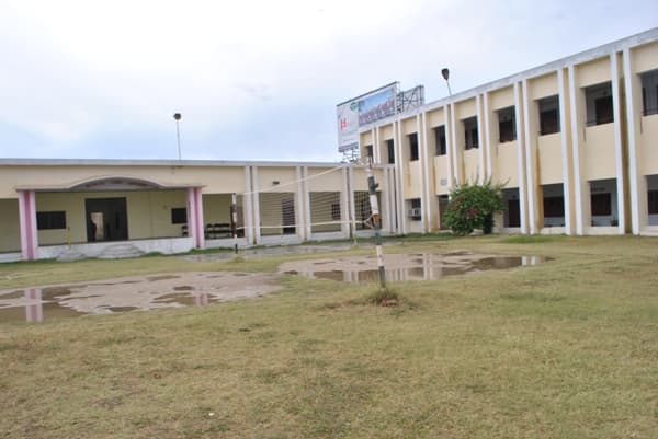 B.S.M. Law College Roorkee Buildings photo 3