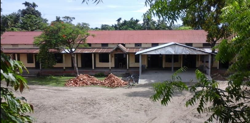 Nalbari Commerce College Academic Building photo 1