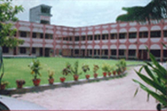 Manohar Lal Mahavidhyalaya Kanpur Building photo 1