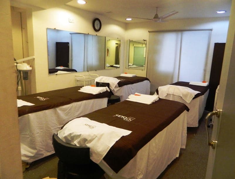 ISAS International Beauty School Pune Infrastructure photo 6