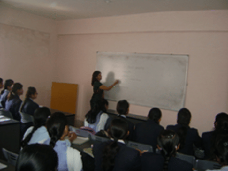 Surajmal Agarwal Private Kanya Mahavisyalaya BEd College Udham Singh Nagar Facility photo 3