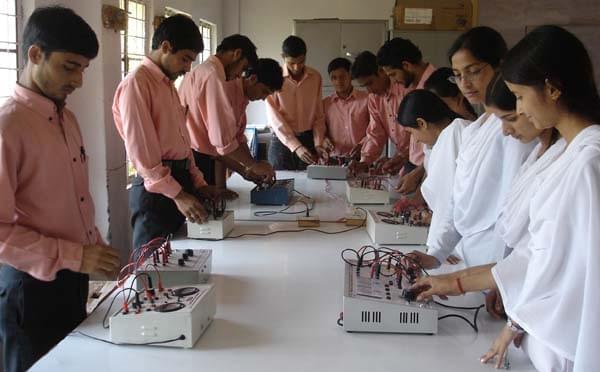 Swami Vishwatamanand Saraswati Degree College Rajauri Facility photo 7