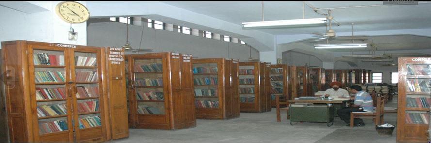 SCD Government College Ludhiana Academic Building photo 4