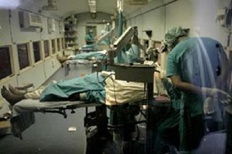 Apollo School of Nursing New Delhi College Images photo 3