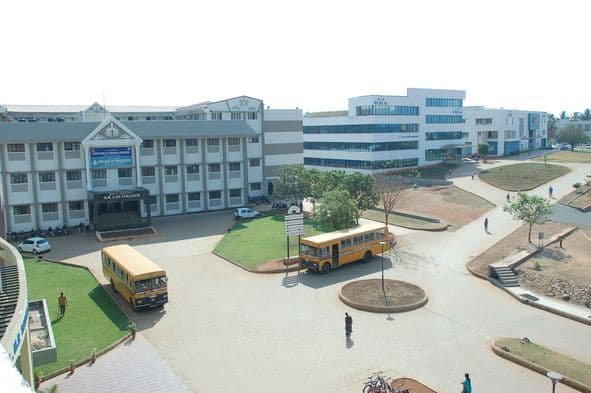 KLE Societys Gurusiddappa Kotambri Law College Hubli Buildings photo 1