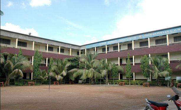 Siddharth Law College Gandhinagar Academic Building photo 1