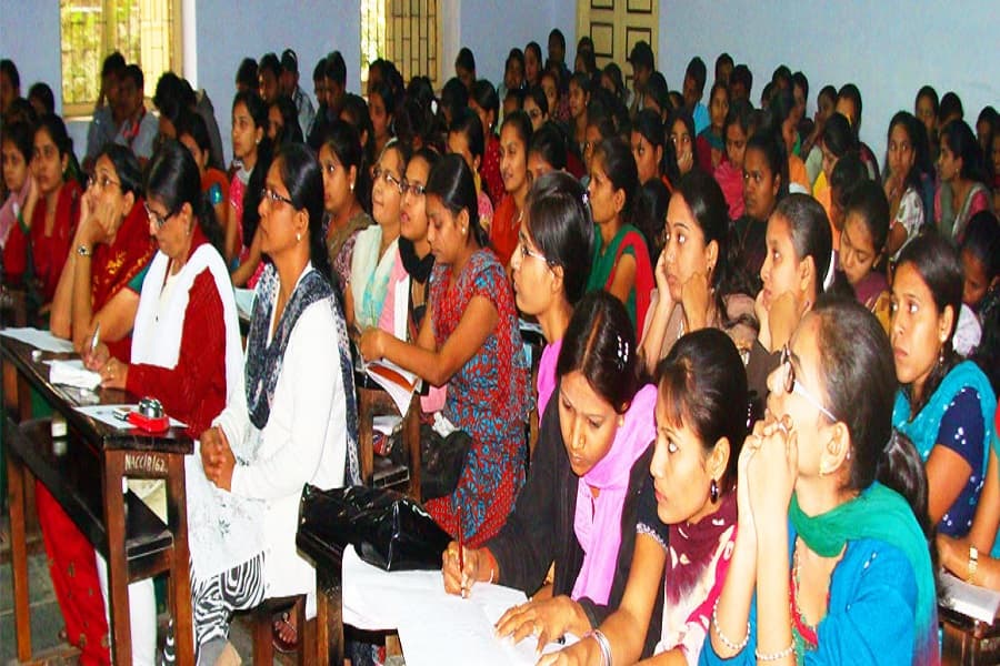 Navyug Arts College Surat Campus photo 2