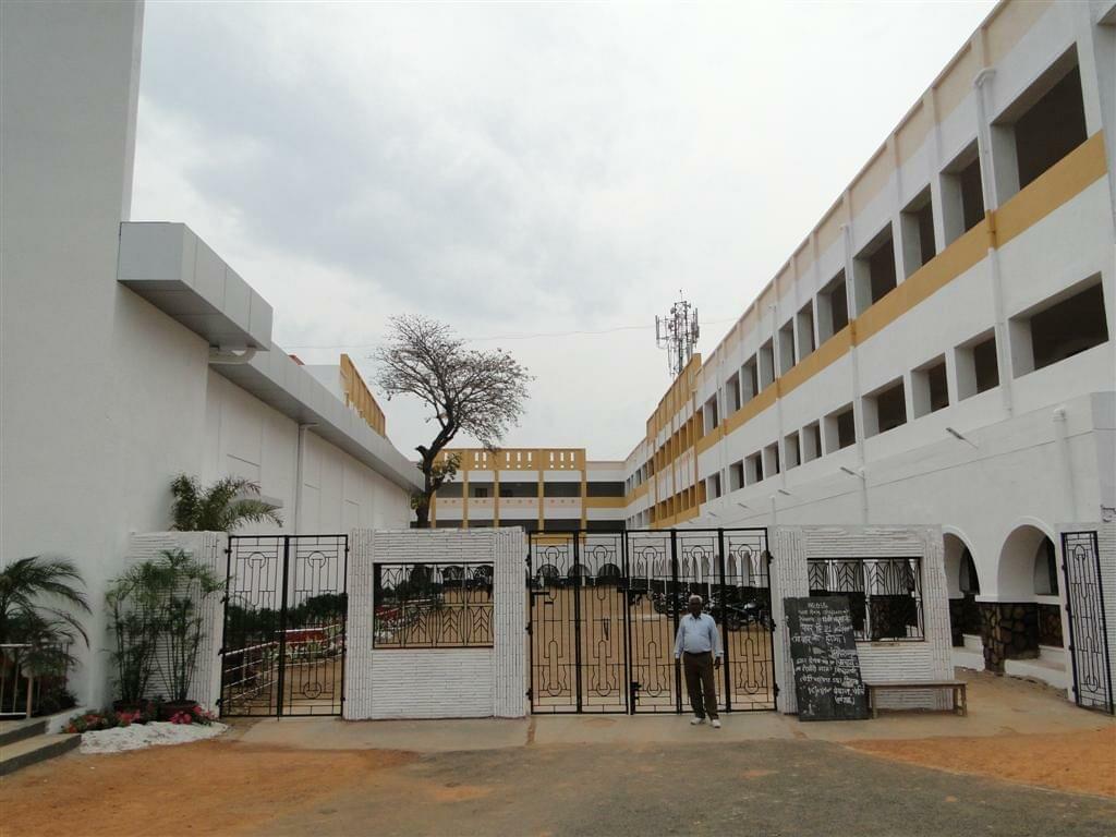Natwarlal Maniklal Dalal College of Arts Commerce Law and Management Gondiya Campus photo 4