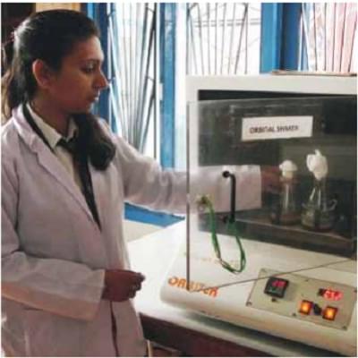 Shoolini Institute of Life Sciences and Business Management Solan Labs and Library photo 3