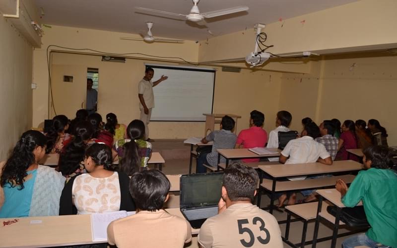 Vidyasagar Infotech College Jamnagar Classroom photo 1