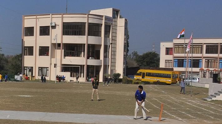 Himalayan Institute of Computer Science Sirmaur Academic Building photo 2