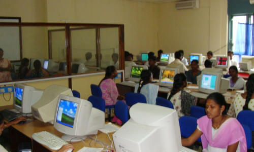 Sri Paramakalyani College Alwarkurichi Extra Curriculars photo 8