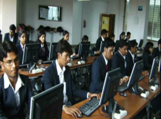 ASM's Institute of Computer Studies Pune Lab and Library photo 2