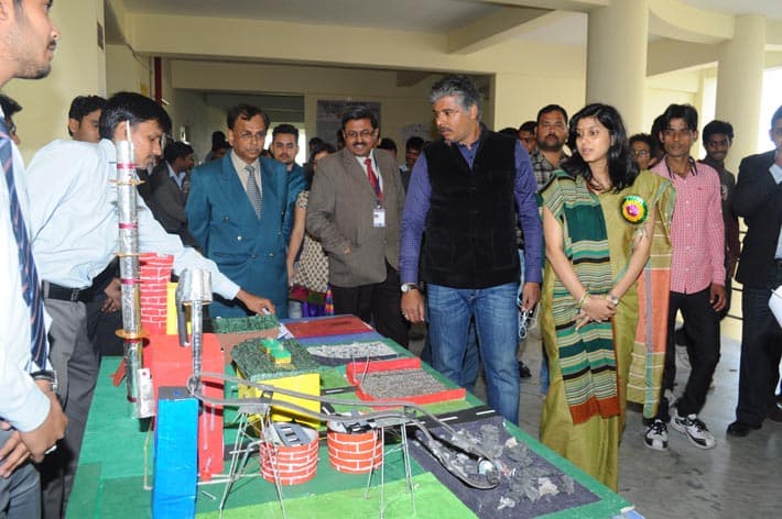 College of Engineering Sciences & Technology Lucknow Extra Curriculars photo 5