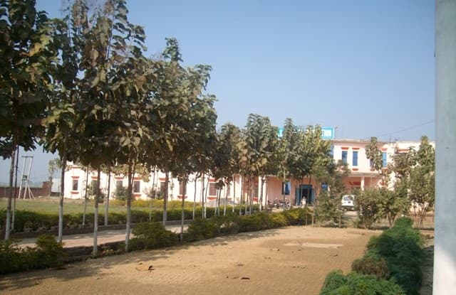 SRLT Group of Institutions Etawah campus photo 9
