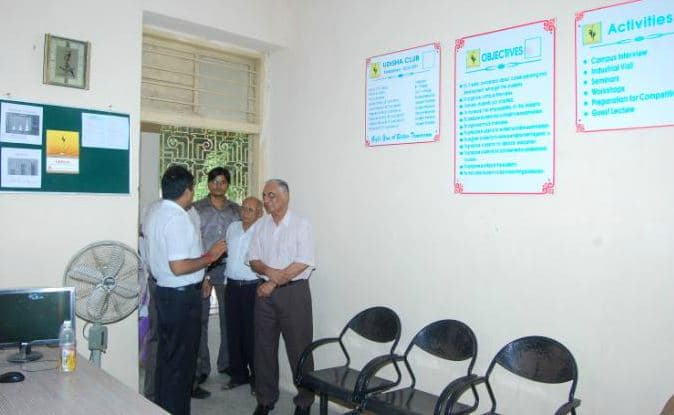 Shri I.V. Patel College of Commerce Nadiad Infrastructure photo 4