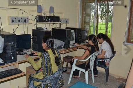 Sheth TC Kapadia Arts and Commerce College Vadodara Facilities photo 2
