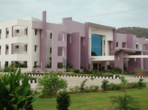 Nimra College of Pharmacy Krishna Academic Building photo 1