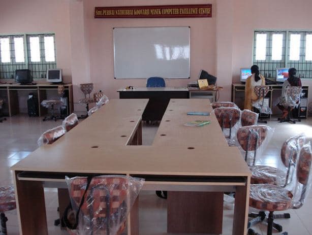 Smt HB Palan College of Arts & Commerce Kachchh Infrastructure photo 1