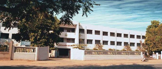 NaliniArvind and T.V. Patel Arts College Vallabh Vidyanagar Buildings photo 1