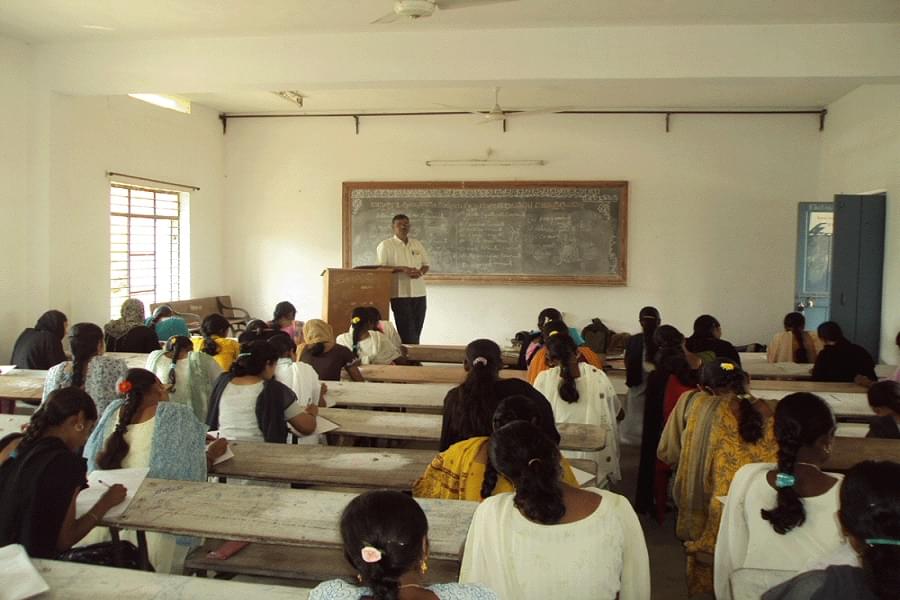 SJMV BAJSS Arts and Commerce College for Women Ranibennur Academic Building photo 6