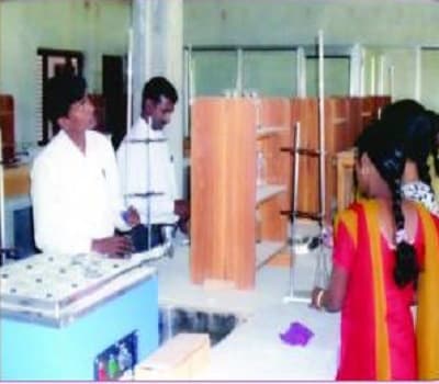 Smt Fulehra Smarak College of Pharmacy Ballia Academic Building photo 2