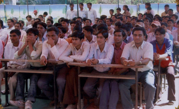 Smt Vimalbai Uttamrao Patil Arts and Late Dr Bhaskar Sadashiv Desale Science College Dhule Facility photo 3