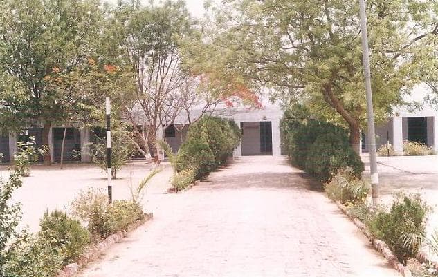 Pramod Mahavidhyalaya Mahamaya Nagar Campus photo 5