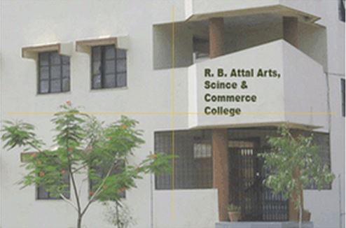 R.B. Attal Arts Science and Commerce College Beed Building photo 1
