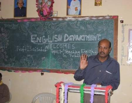 Shri MC Rathva Arts College Vadodara Academic Building photo 4