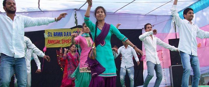 SL Bawa DAV College Batala Extra Curriculars photo 2