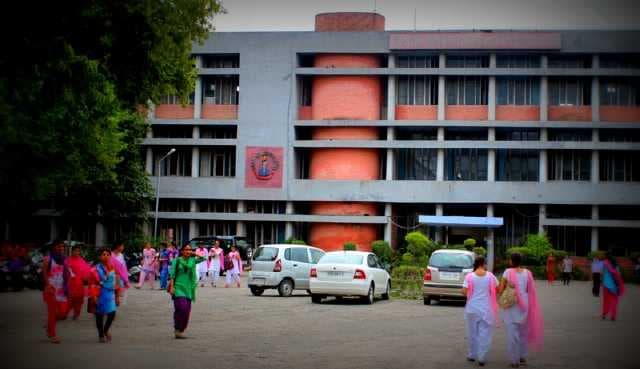 SR Govt College for Women Amritsar Campus photo 3