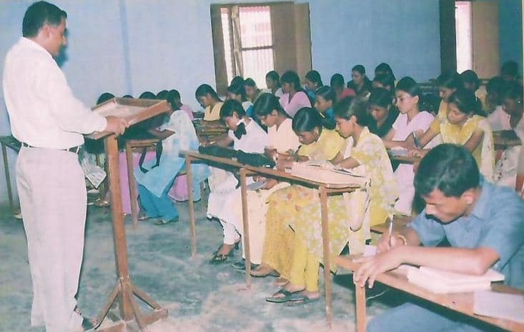 Ramsundar Pandey Mahavidhyalaya Mau Infrastructure photo 1