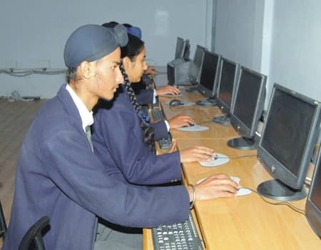 SPS Janta College of Education Yamuna Nagar Academic Building photo 4