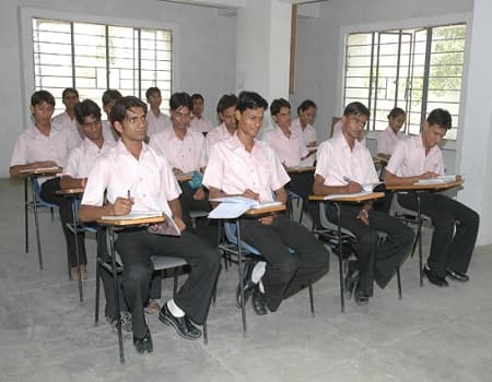 Sanjeevani Teachers Training College Udaipur Academic Building photo 2